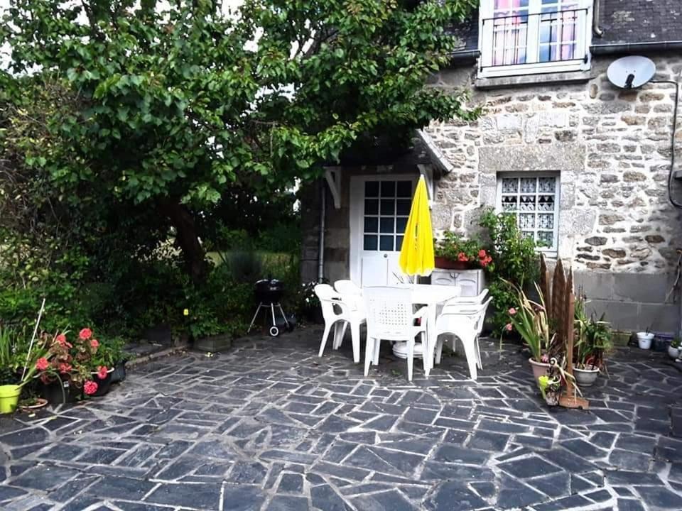 Ker Jerome - Traditional Stone Breton Cottage Near To Dinan Trelivan Dış mekan fotoğraf
